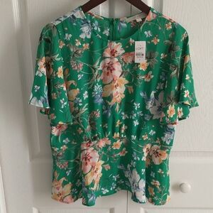 LOFT Green Floral Short Sleeve Blouse